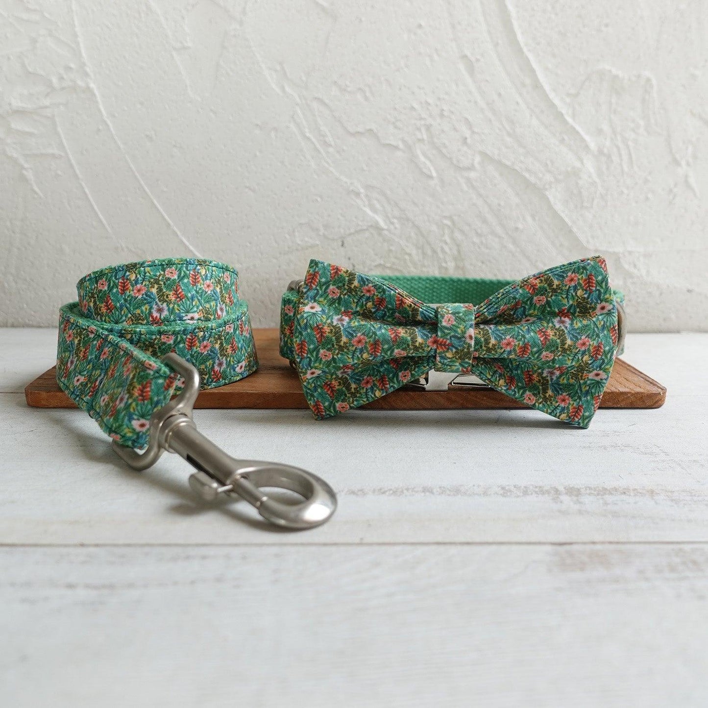 Colorful Flower Green Personalized Dog Collar Set - iTalkPet