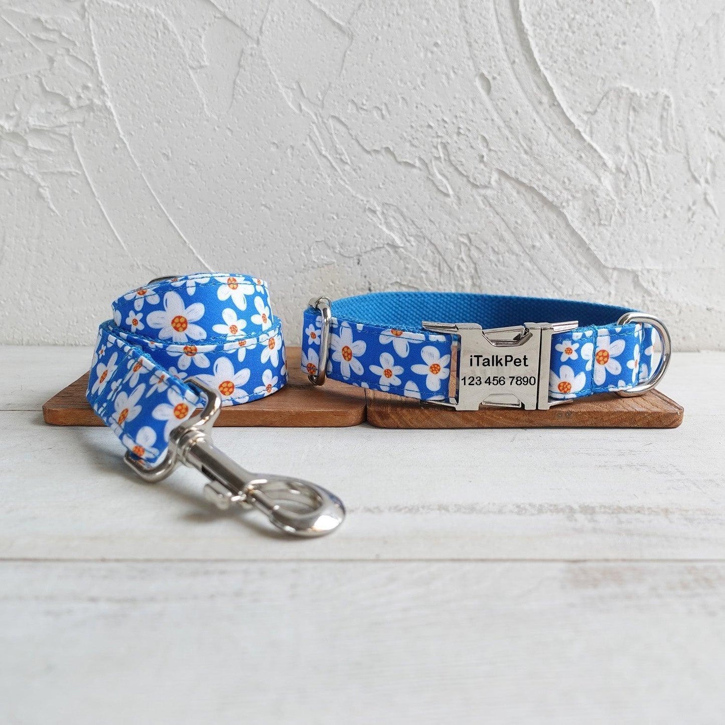 Daisy Blue Personalized Dog Collar Set - iTalkPet