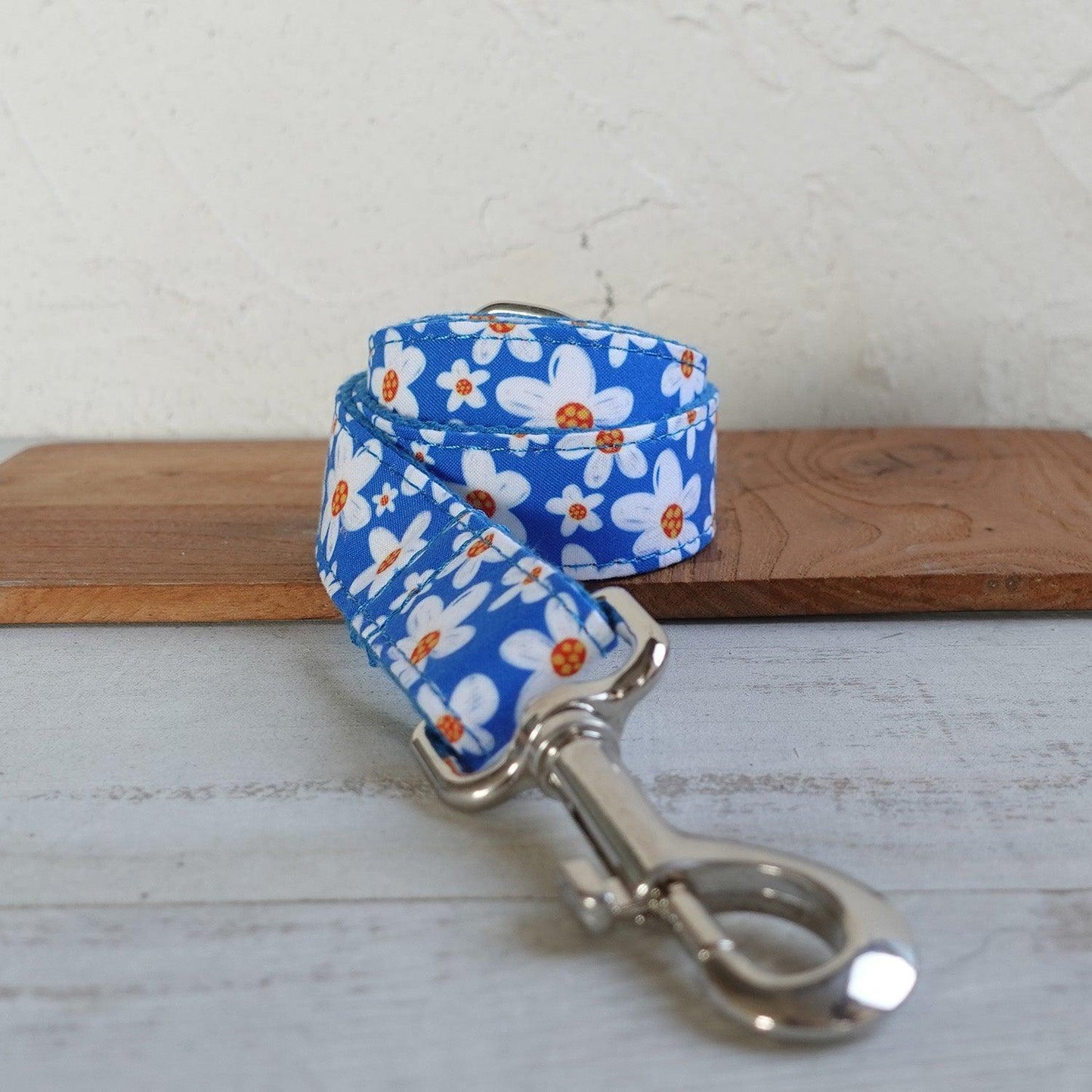 Daisy Blue Personalized Dog Collar Set - iTalkPet