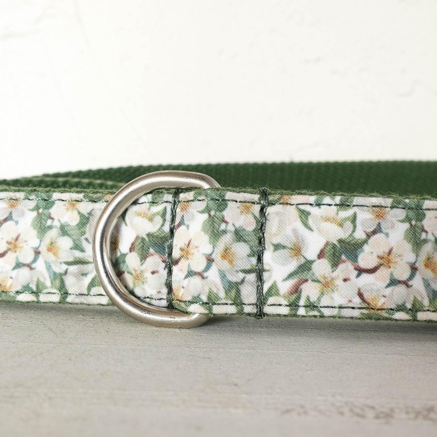 White Flower Green Personalized Dog Collar Set - iTalkPet